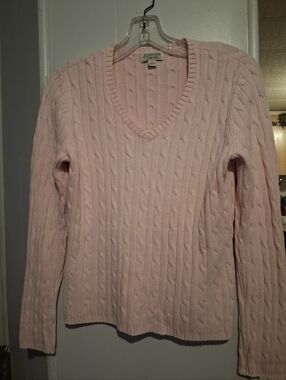 St. John's Bay Pink Cable Knit Sweater V-Neck Small Preppy Coquette Soft